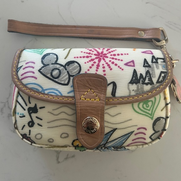 Dooney & Bourke Disney Parks Wristlet–White Sketch Pattern with Tinker Bell- EUC - Picture 2 of 13